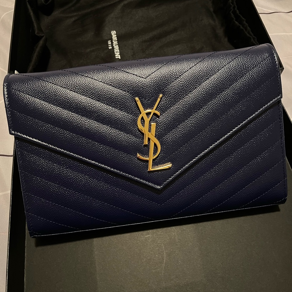 YSL Grain de Poudre Matelasse WOC